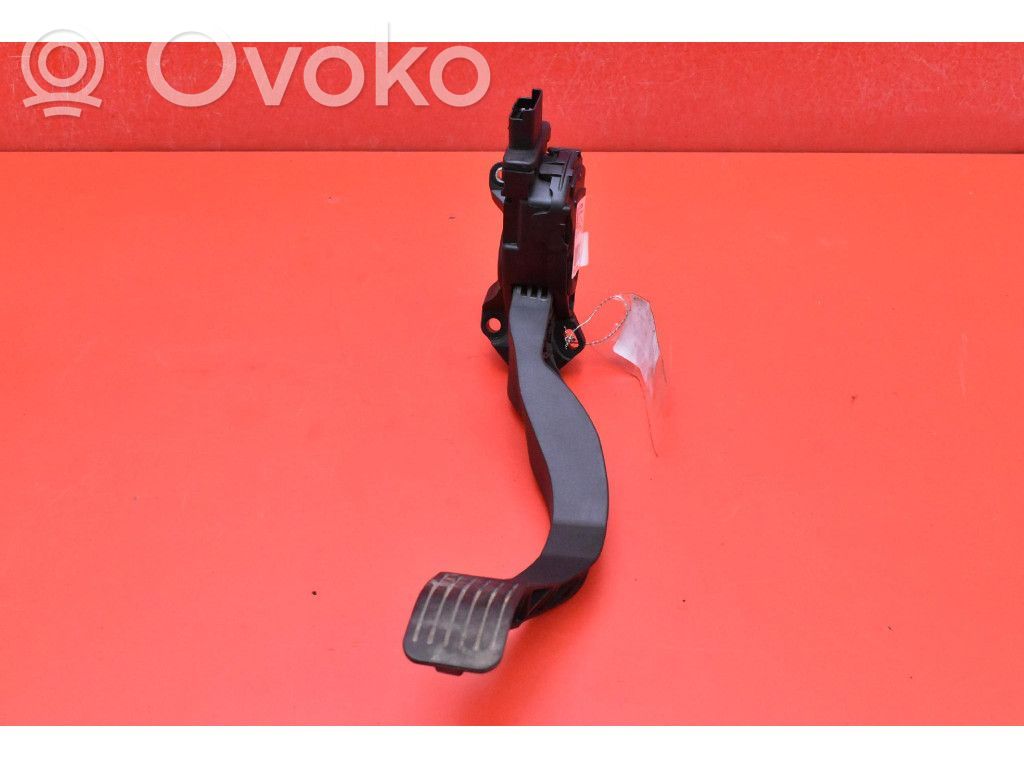Citroen C3 Picasso Accelerator throttle pedal 