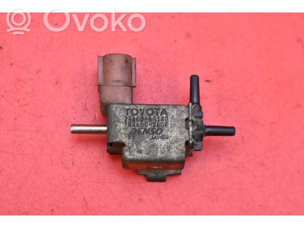Toyota Corolla E120 E130 Válvula de vacío 