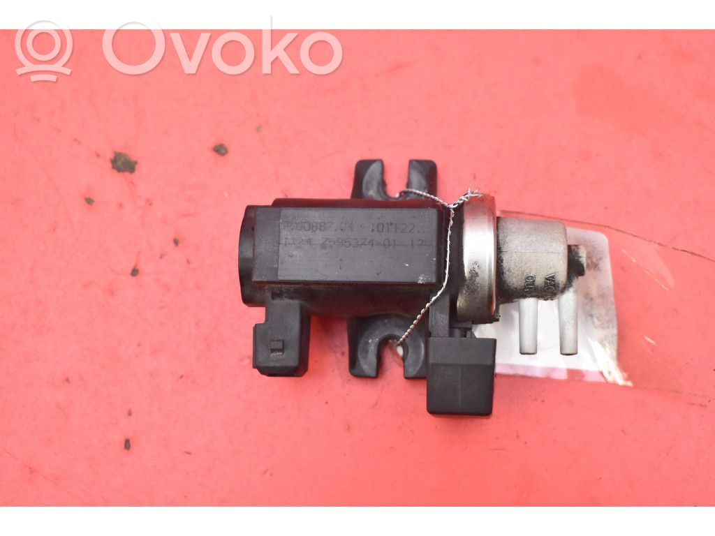 BMW 7 F01 F02 F03 F04 Supapă vacuum 