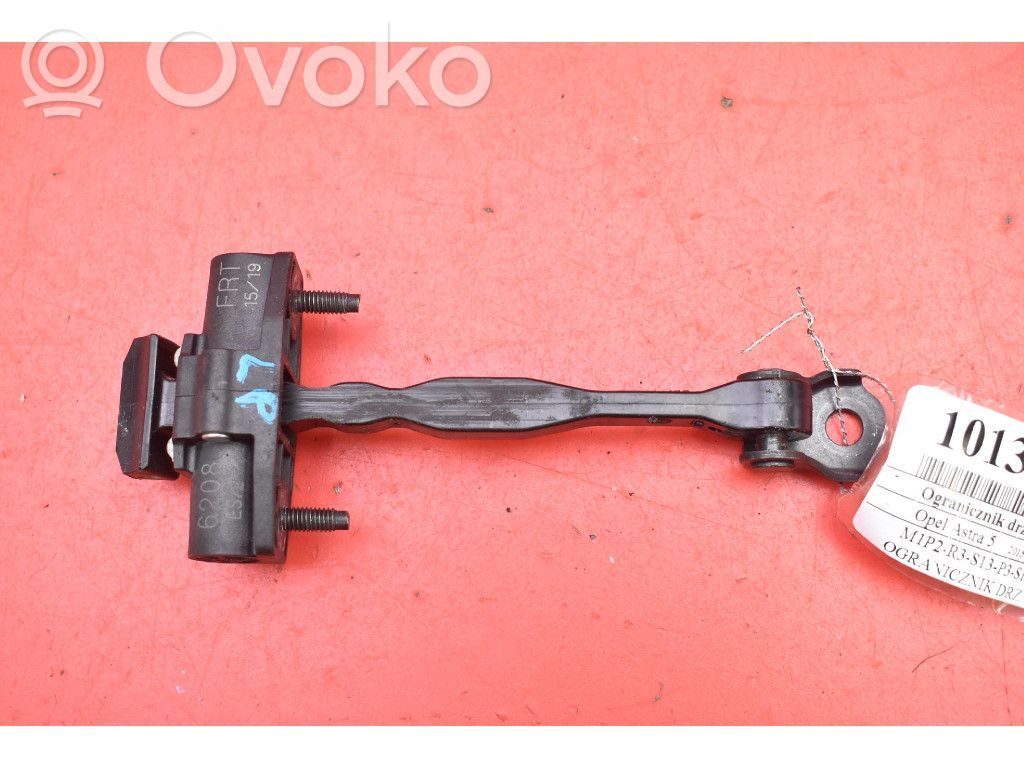 Bedford Astra Etuoven pidätin 