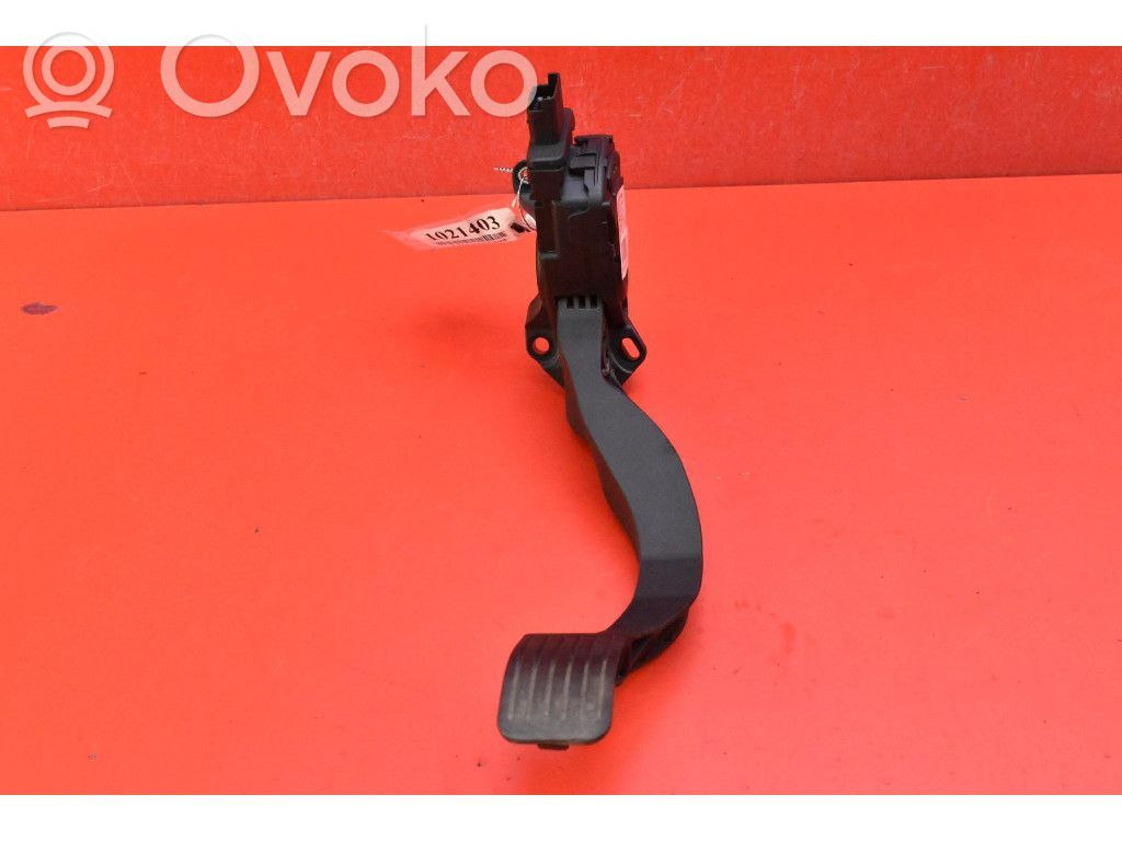 Citroen C3 Picasso Accelerator throttle pedal 