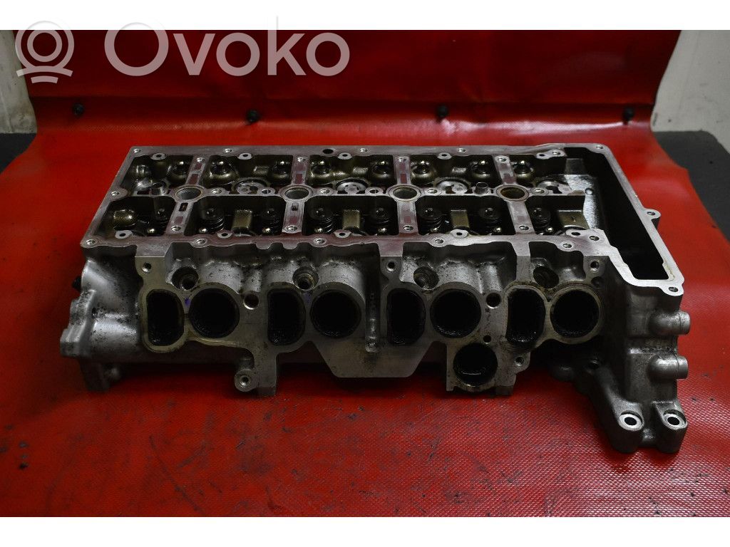 BMW 7 F01 F02 F03 F04 Chiulasă motor 