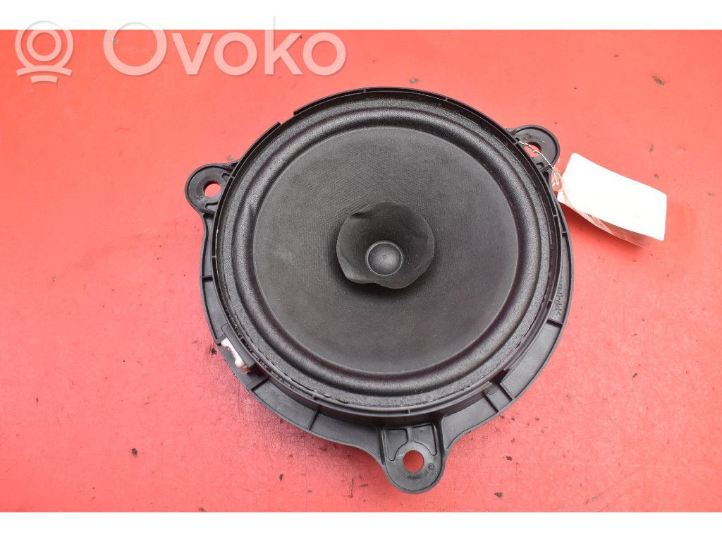 Renault Captur Altavoz subwoofer 