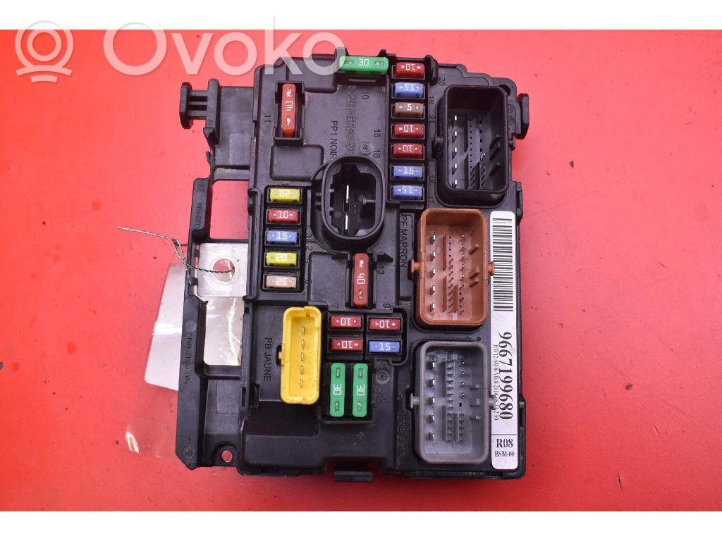 Fuse box set   9667199680,9667199680