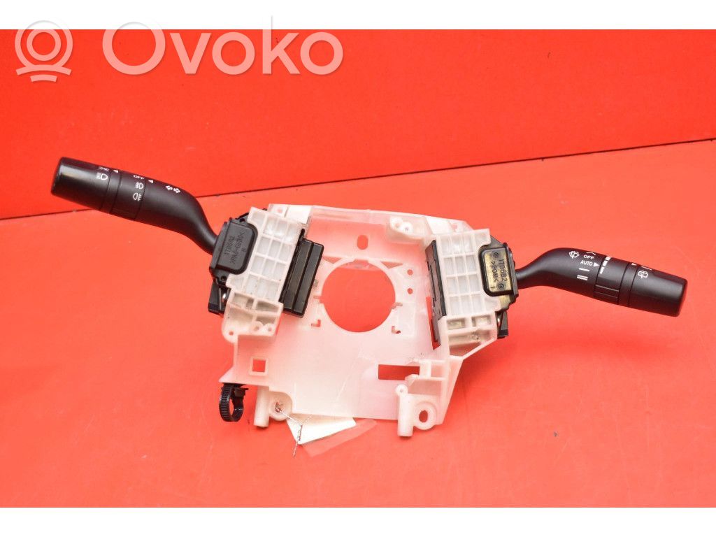 Mazda 3 II Other switches/knobs/shifts 