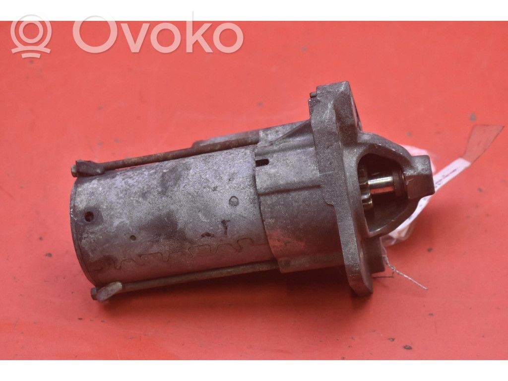 Renault Clio III Starter motor 