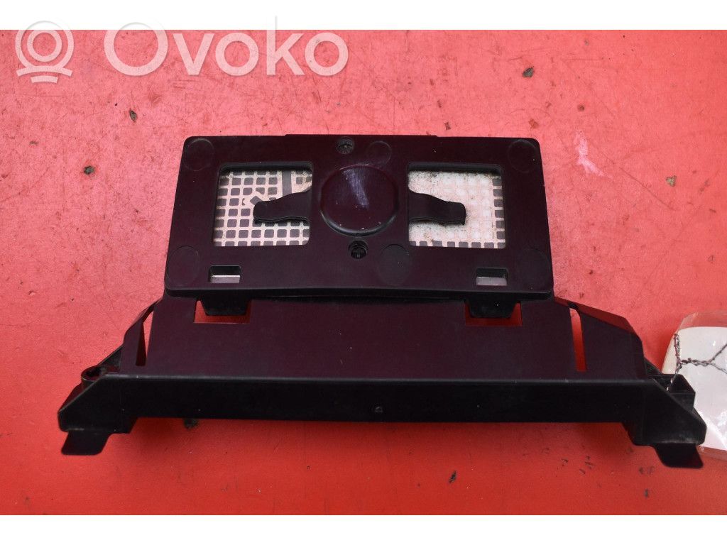 Audi e-tron Antena (GPS antena) 