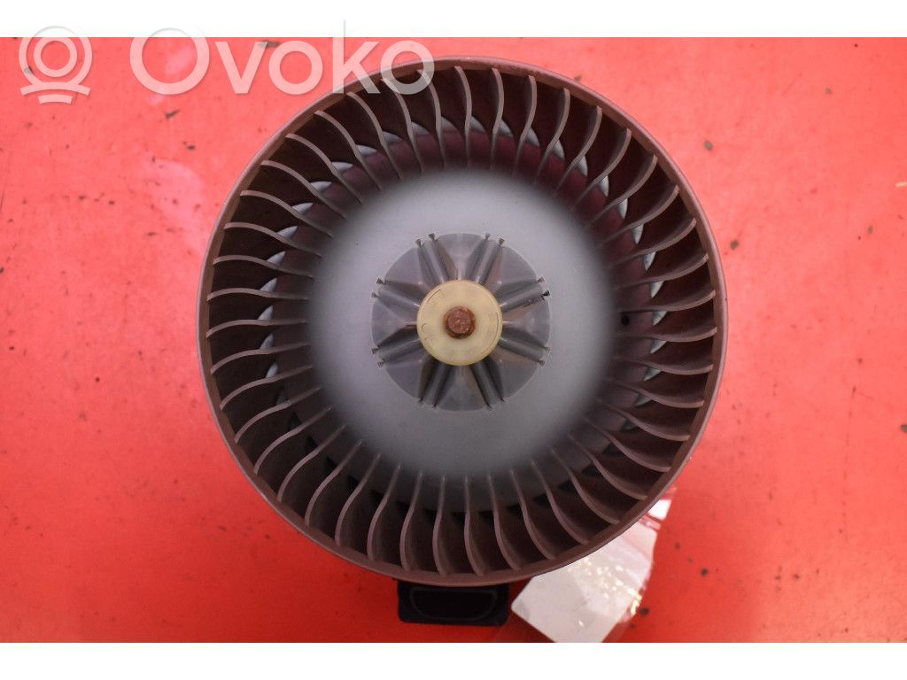Toyota Yaris Ventola riscaldamento/ventilatore abitacolo 