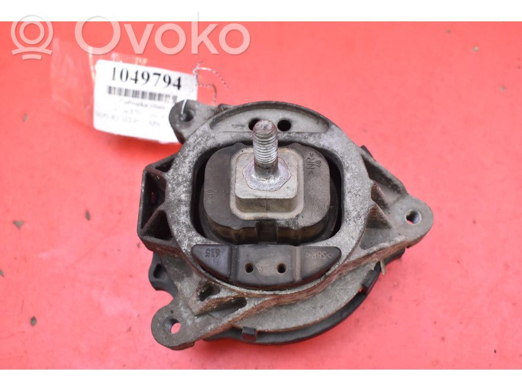BMW 7 F01 F02 F03 F04 Engine mount vacuum valve 