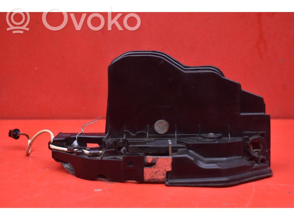 BMW 7 F01 F02 F03 F04 Serratura portiera anteriore 