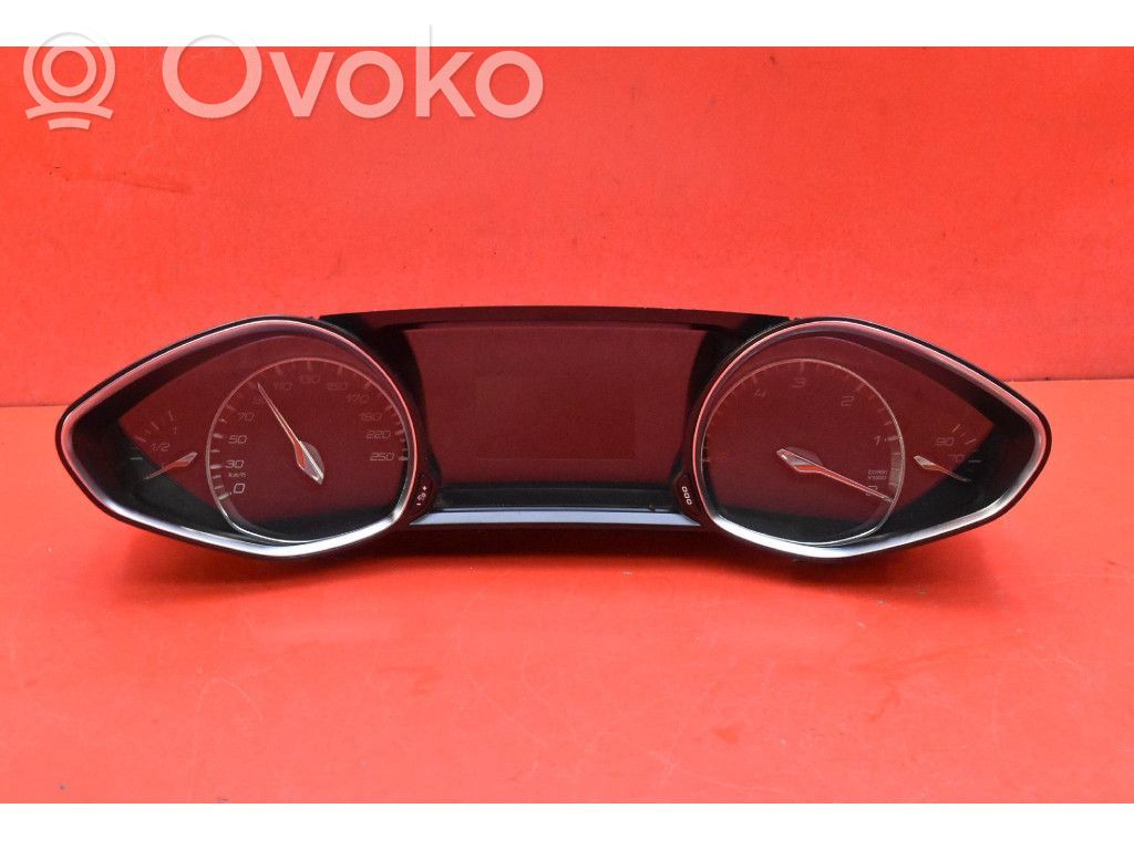Peugeot 308 Speedometer (instrument cluster) 