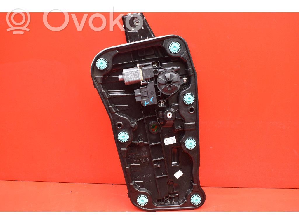 Skoda Octavia 985 Elektryczny podnośnik szyby drzwi tylnych 