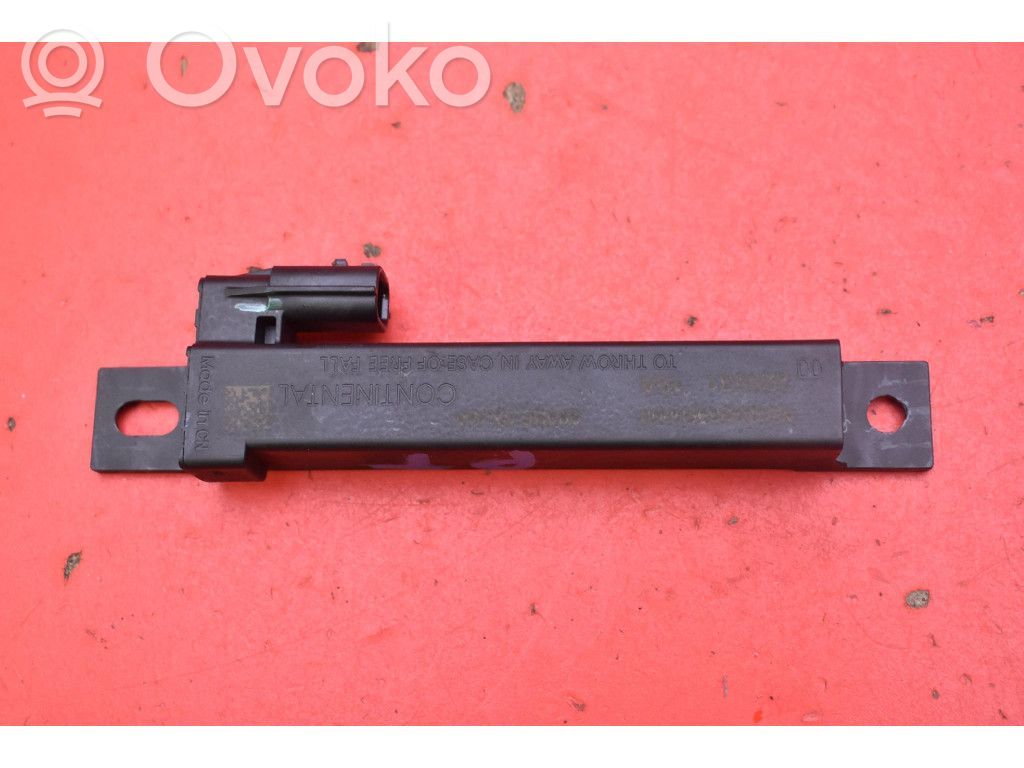 Renault Zoe Aerial GPS antenna 