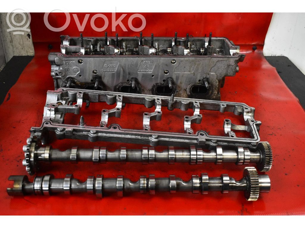 Audi Q7 4L Engine head 