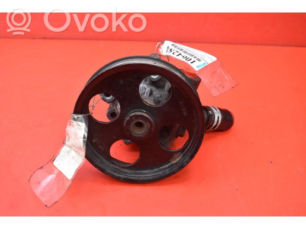 Opel Insignia A Power steering pump 