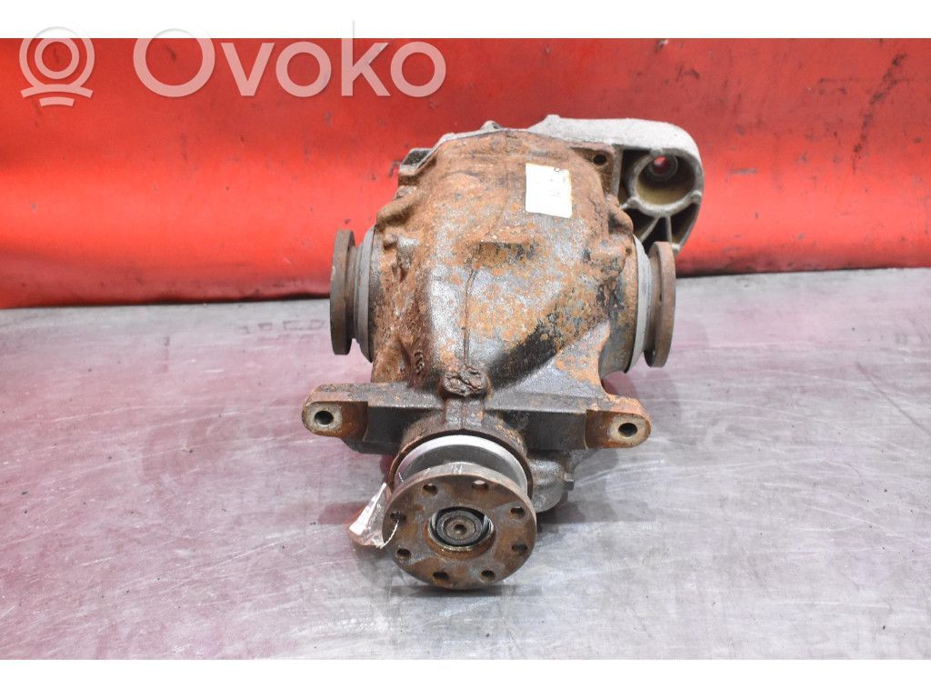 BMW 7 F01 F02 F03 F04 Rear differential 