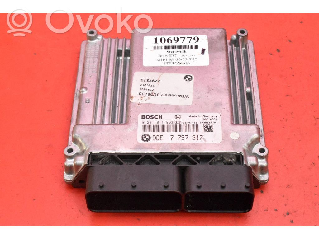 BMW 1 E81 E87 Engine control unit/module ECU 