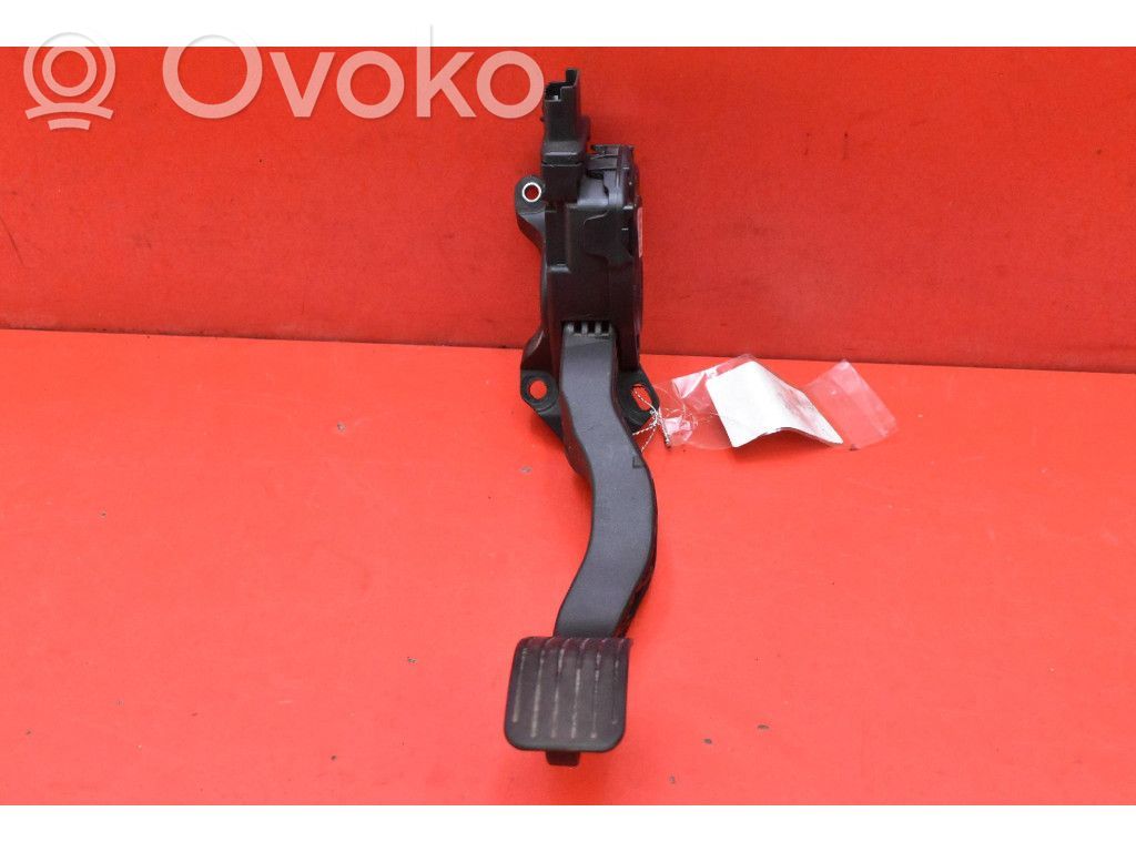 Peugeot 308 Accelerator throttle pedal 