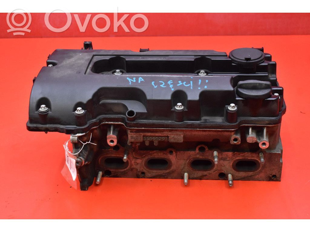 Opel Astra J Engine head 