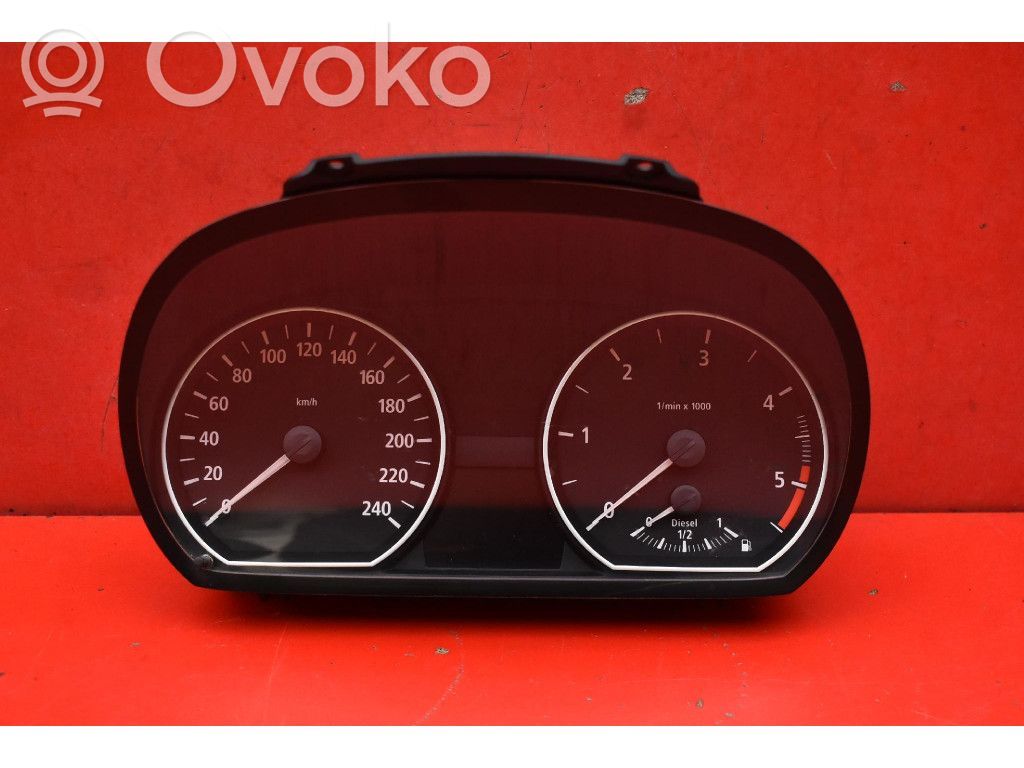 BMW 1 E81 E87 Spidometrs (instrumentu panelī) 