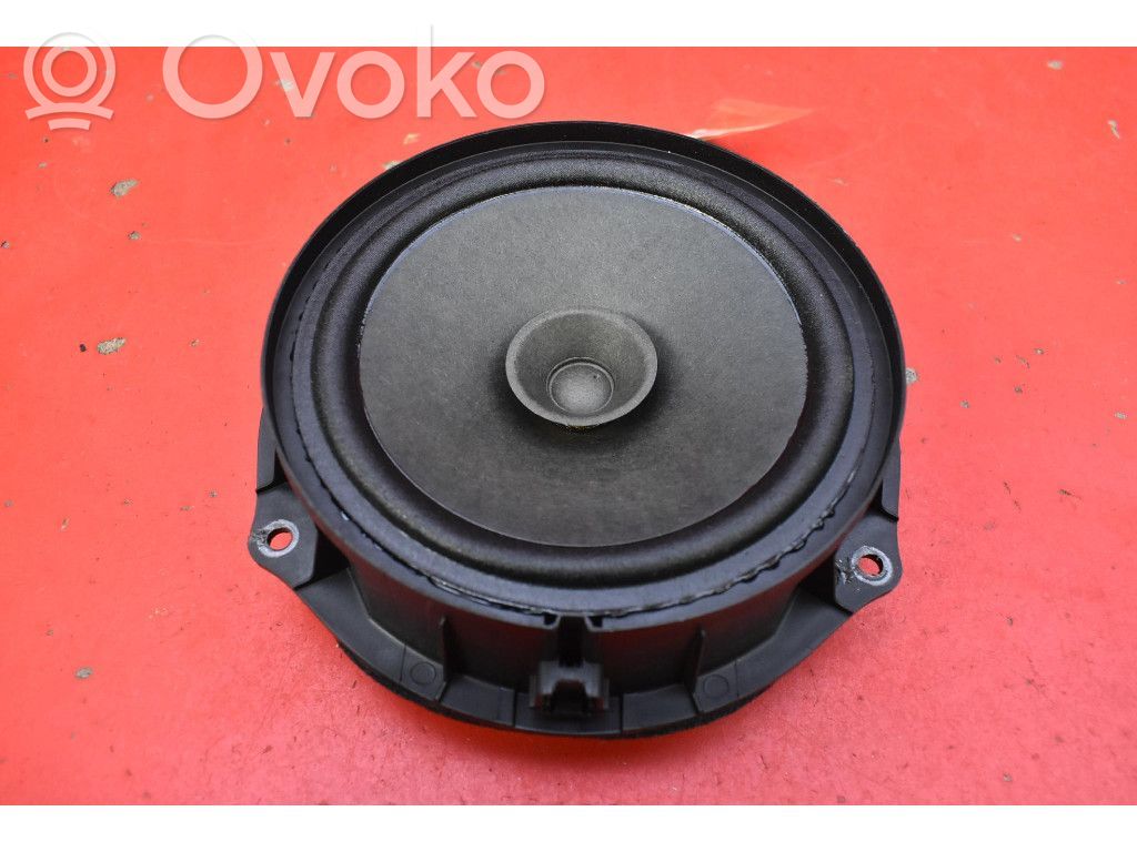 Dacia Sandero Altavoz subwoofer 
