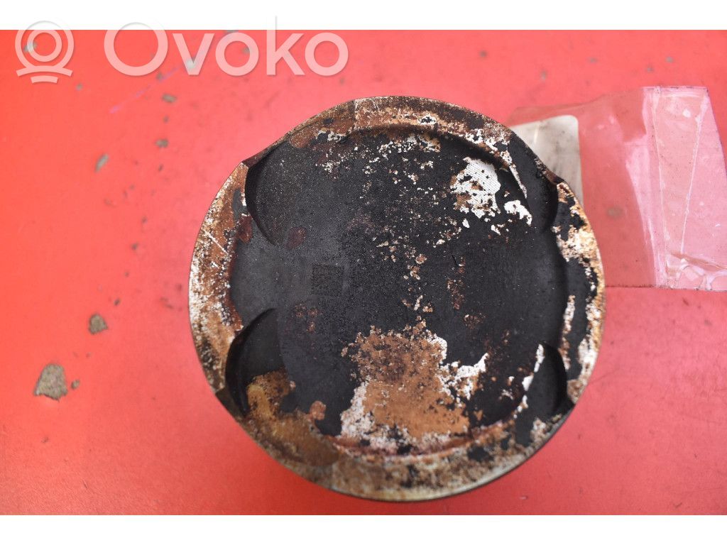 Skoda Octavia Mk3 (5E) Piston 