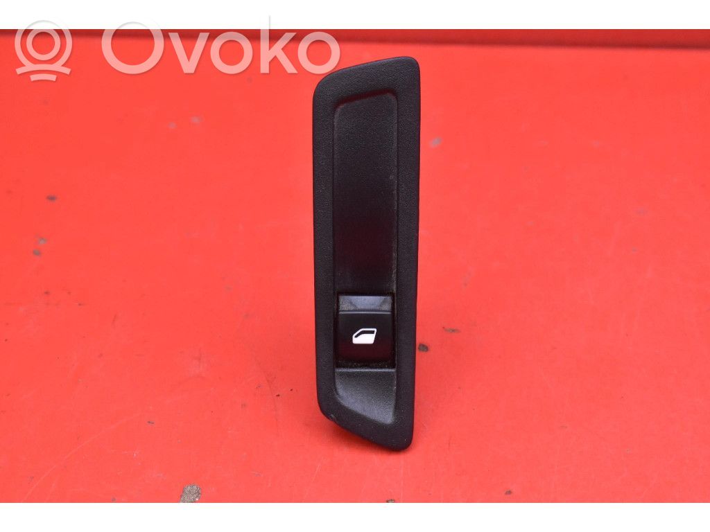 Peugeot 301 Electric window control switch 
