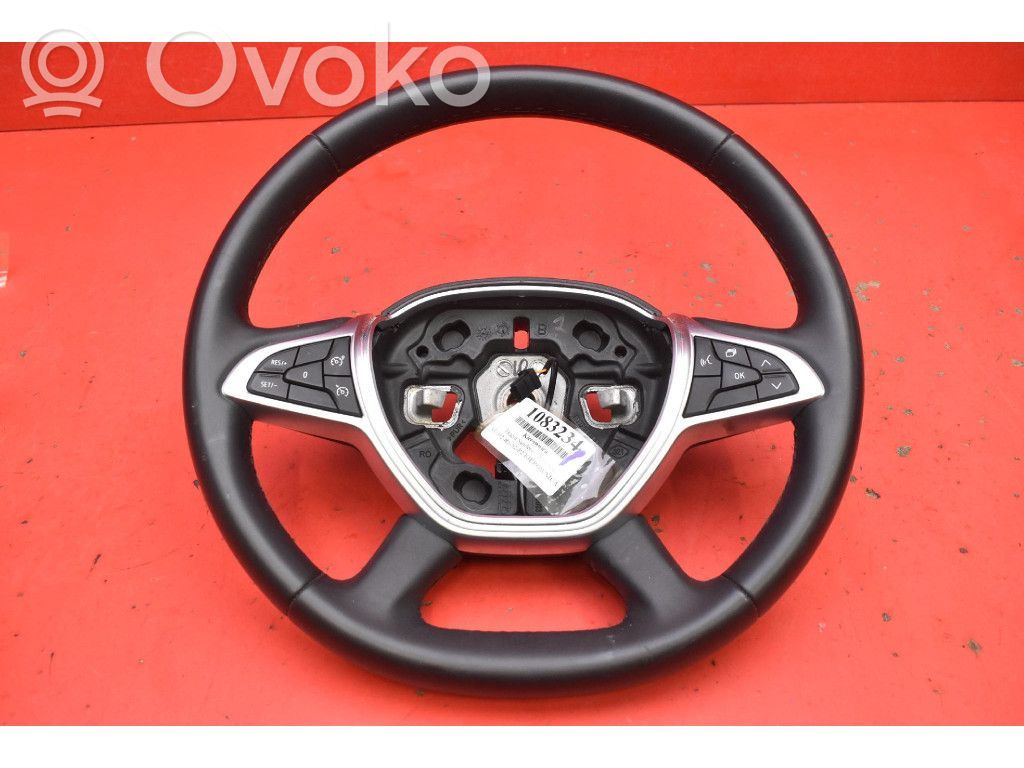 Dacia Sandero Ohjauspyörä 