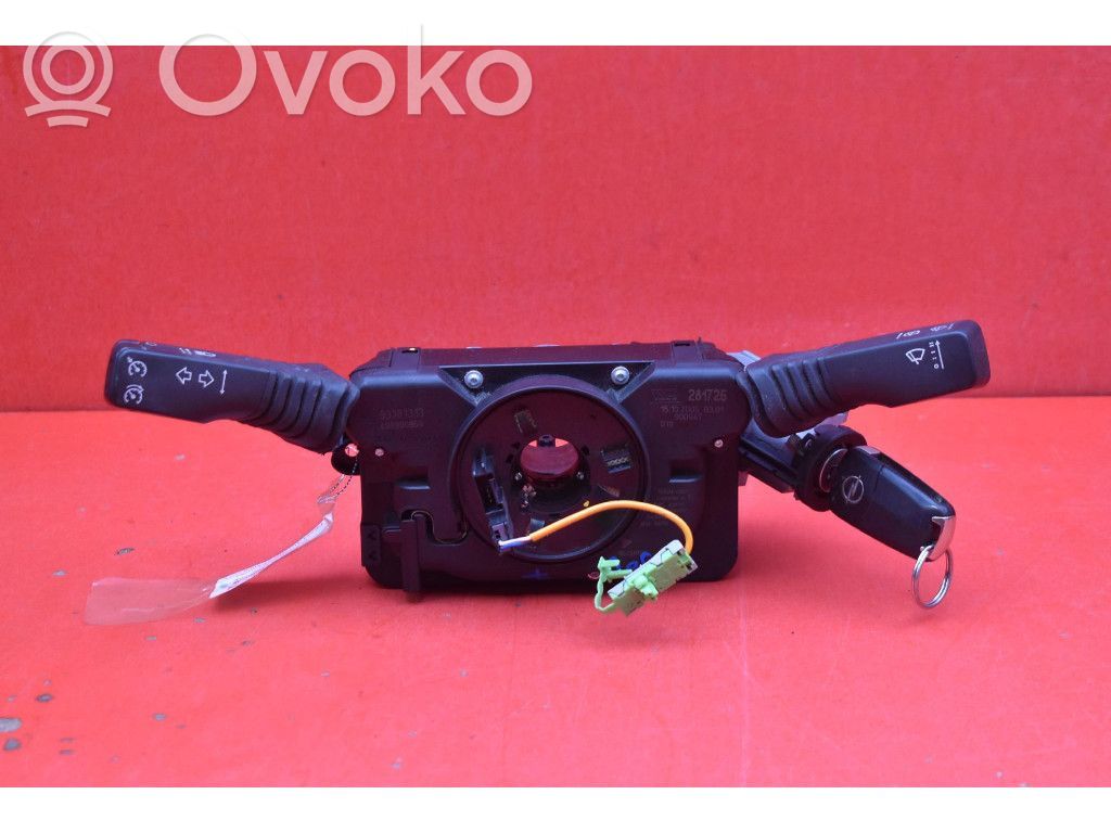 Opel Astra H Otros interruptores/perillas/selectores 