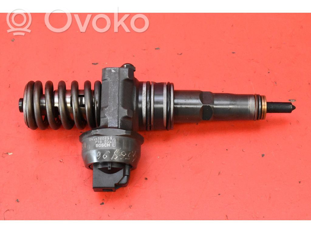 Volkswagen PASSAT B6 Injector combustibil 