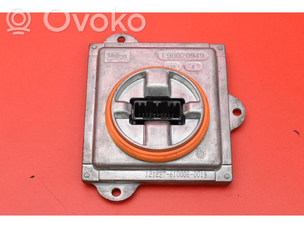 Ford Kuga II Voltage converter/converter module 