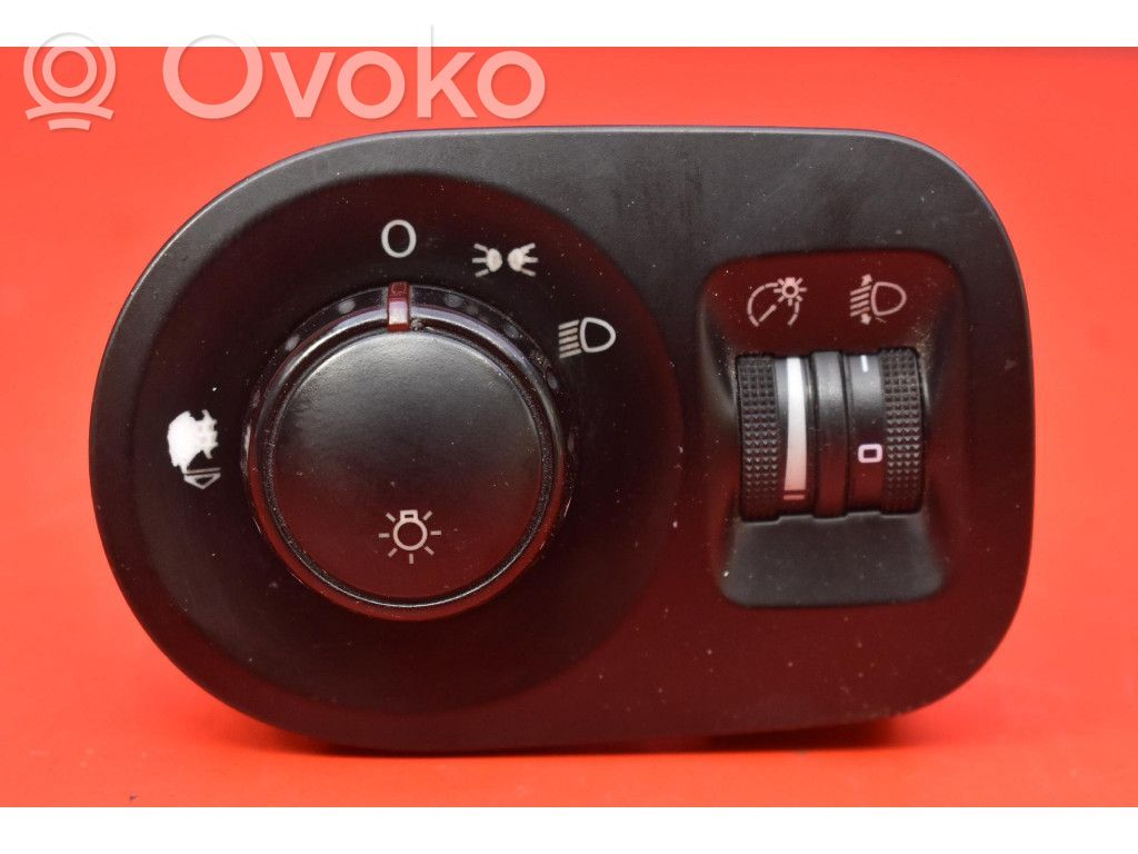 Seat Altea XL Interruptor de luz 