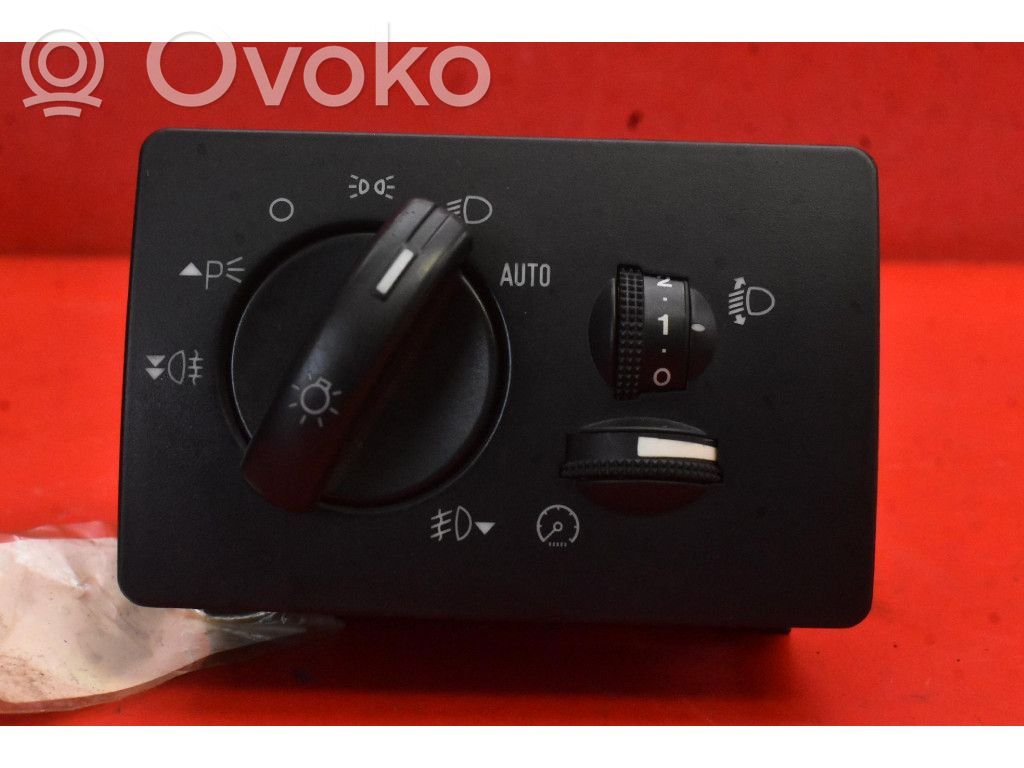 Valokatkaisija   7M5T13A024CA,7M5T13A024CA