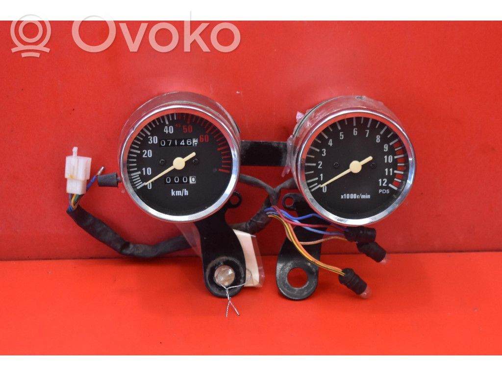 Tachimetro (quadro strumenti)
