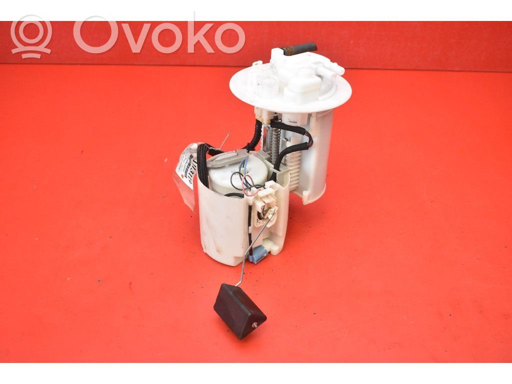Toyota Prius (XW30) Bomba interna de combustible