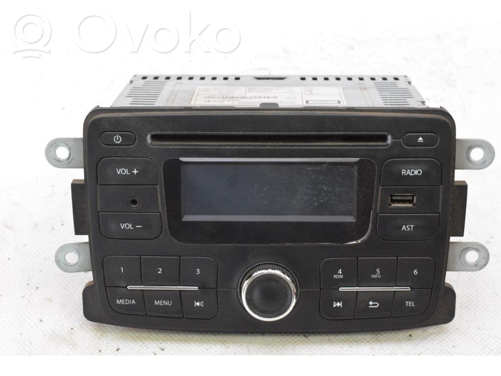 Dacia Dokker Radio / CD-Player / DVD-Player / Navigation 