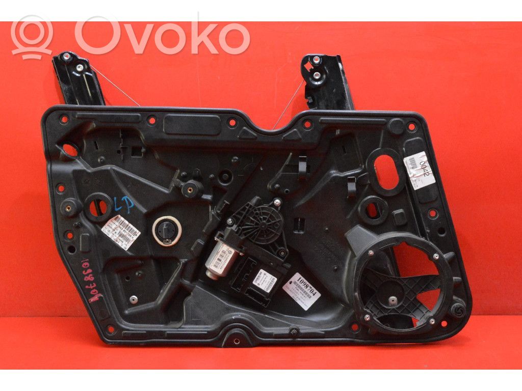 Volkswagen Golf V Regulador de puerta delantera con motor