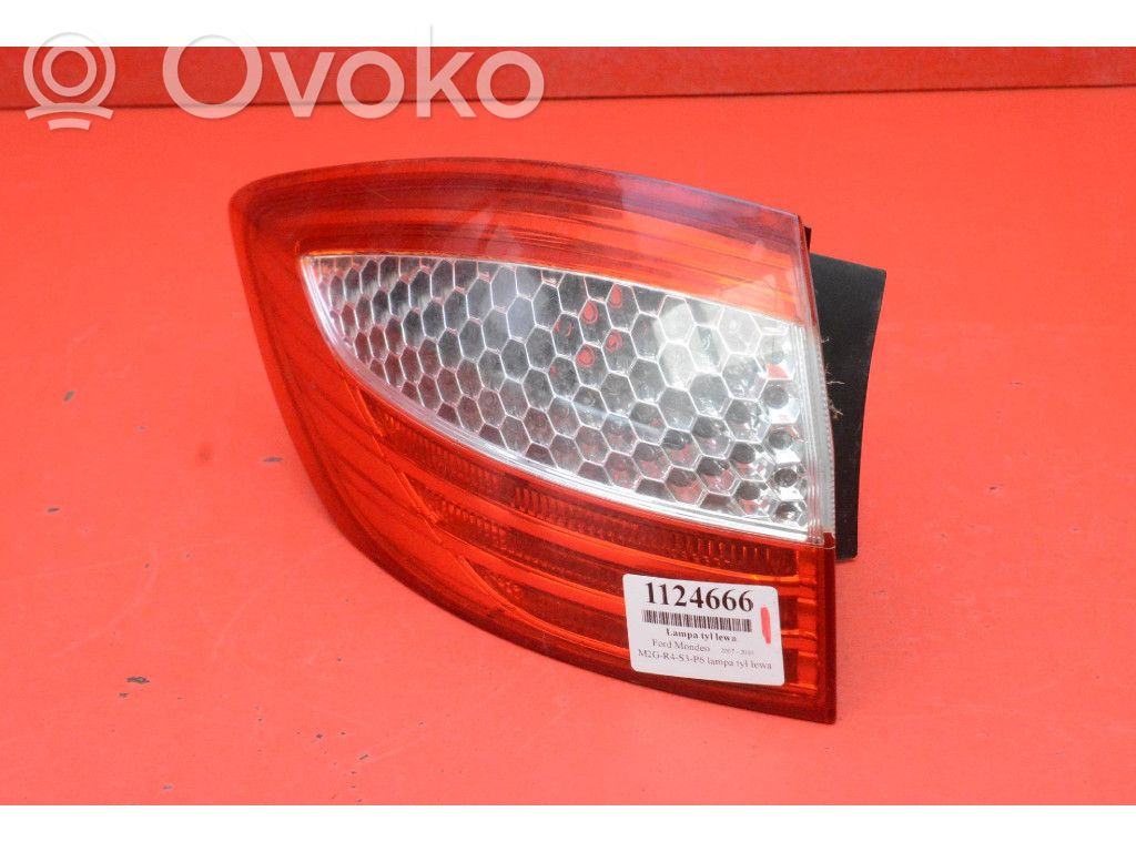 Ford Mondeo MK IV Feux arrière / postérieurs 