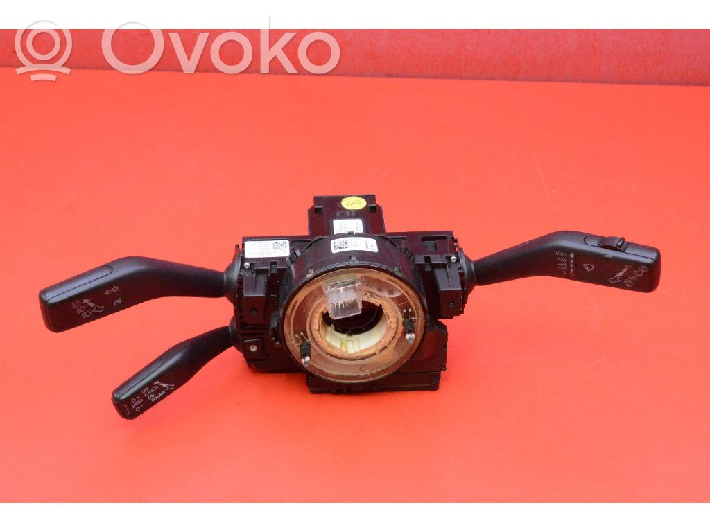 Volkswagen PASSAT B6 Autres commutateurs / boutons / leviers 