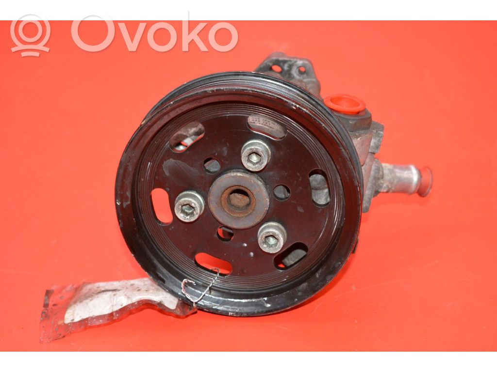 Audi A4 S4 B7 8E 8H Power steering pump