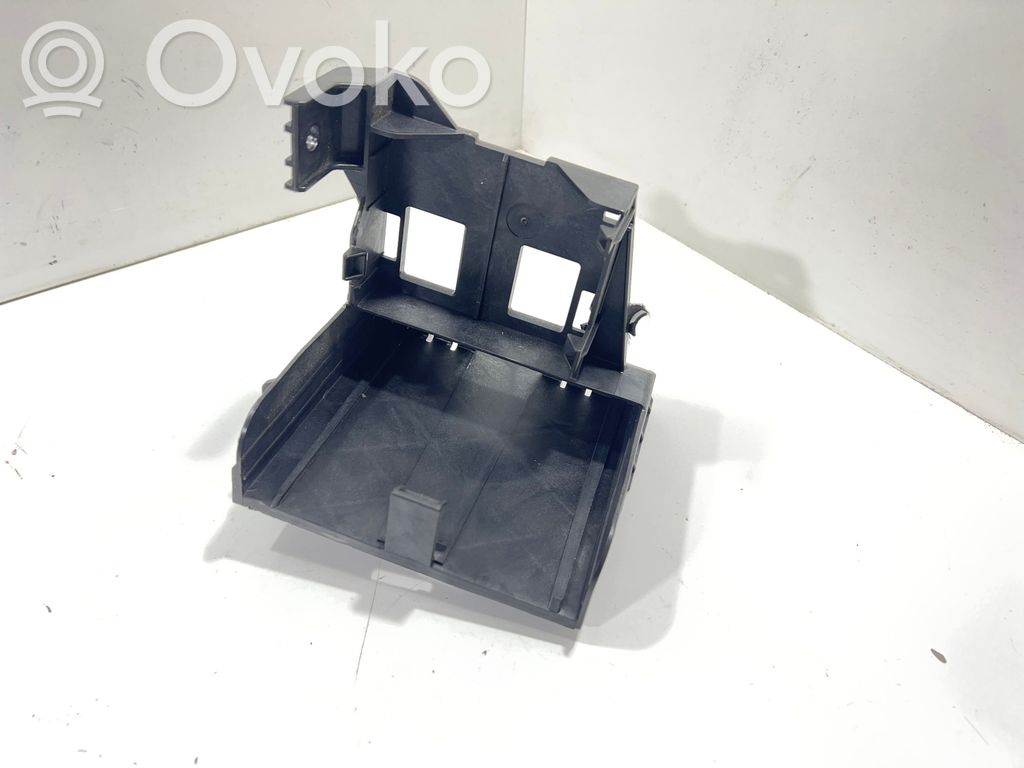 Otros repuestos del interior   4L0907461
