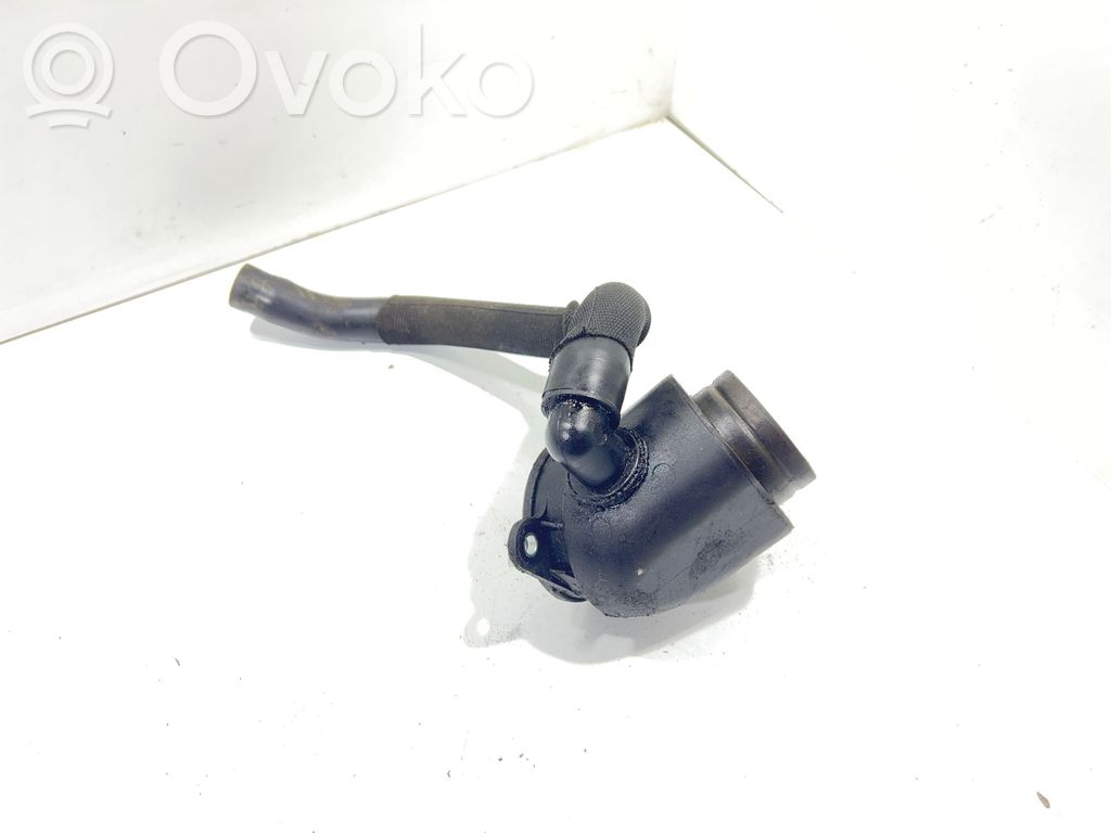 Audi Q7 4L Ventilācijas caurule 