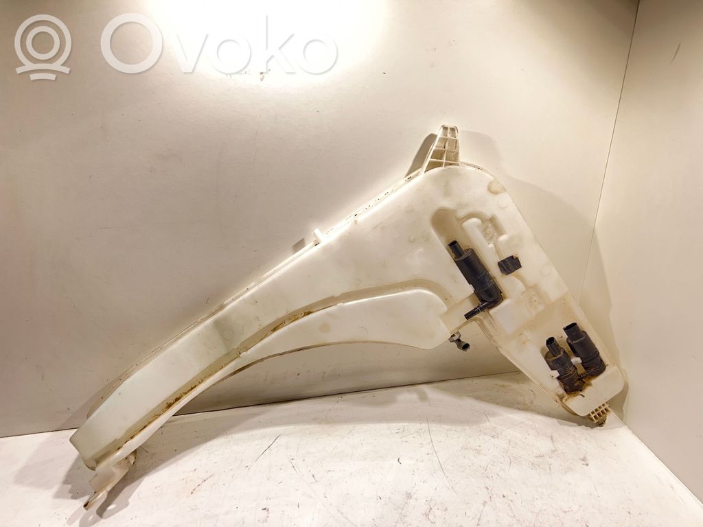 BMW X3 F25 Zbiornik płynu spryskiwaczy lamp 
