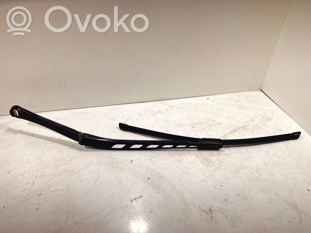 BMW 5 E60 E61 Wischerarm vorne 