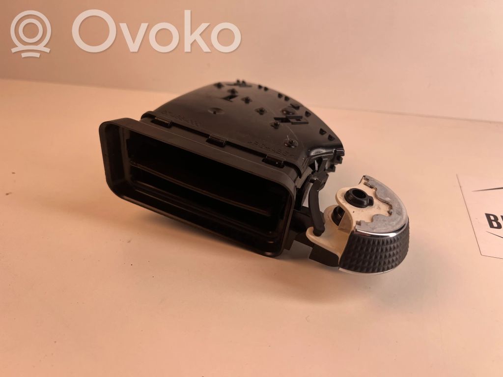 Ford Grand C-MAX Dysze / Kratki środkowego nawiewu deski rozdzielczej 