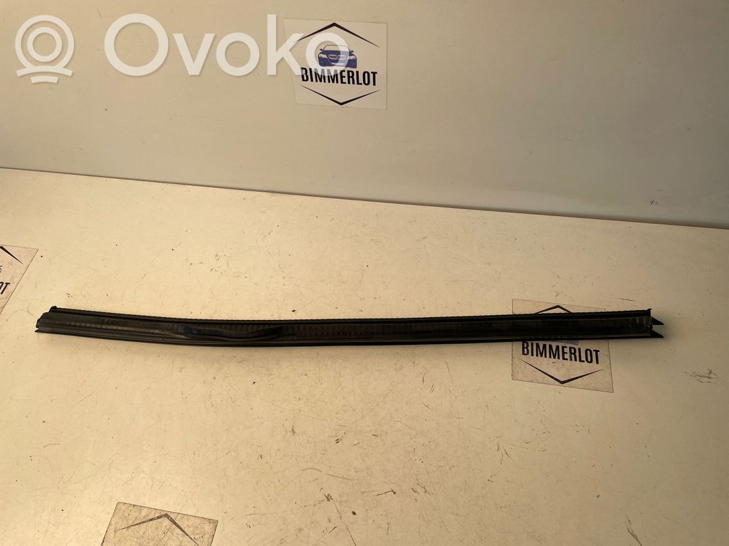 Audi A6 S6 C7 4G Gumowa uszczelka drzwi tylnych 