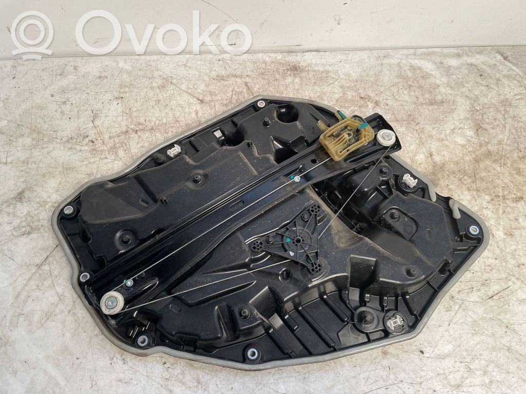 BMW X5 G05 Mechanizm podnoszenia szyby tylnej bez silnika 
