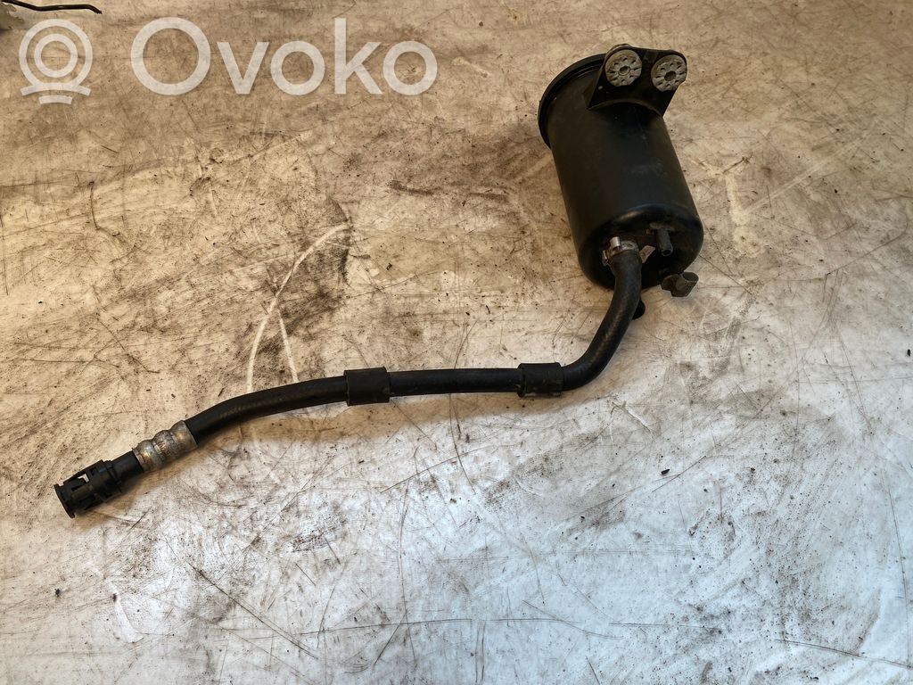 BMW 5 E60 E61 Ohjaustehostimen nestesäiliö 