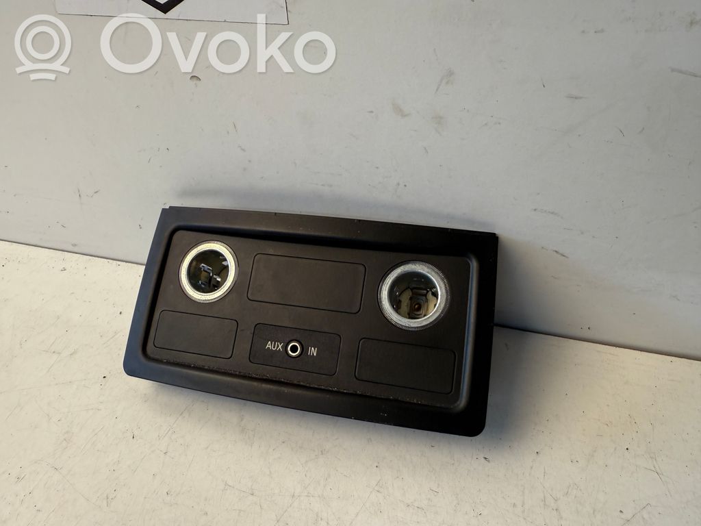 BMW 5 E60 E61 Pridegėjo apdaila (galinio) 