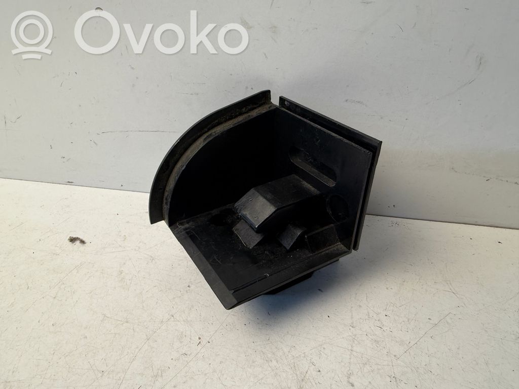 Parcel shelf load cover mount bracket   7160589